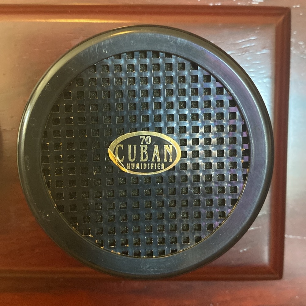 Cigar Humidor - Picture 4 of 16